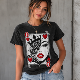 Queen of Hearts – Women’s Sunfade Washed T-Shirt